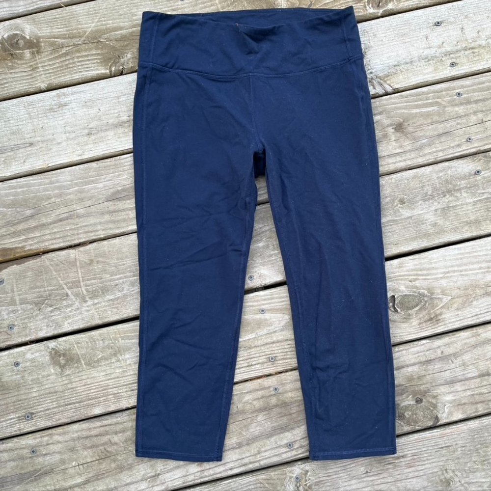** Athleta Chaturanga Crop Navy Blue Leggings Women’s Size L